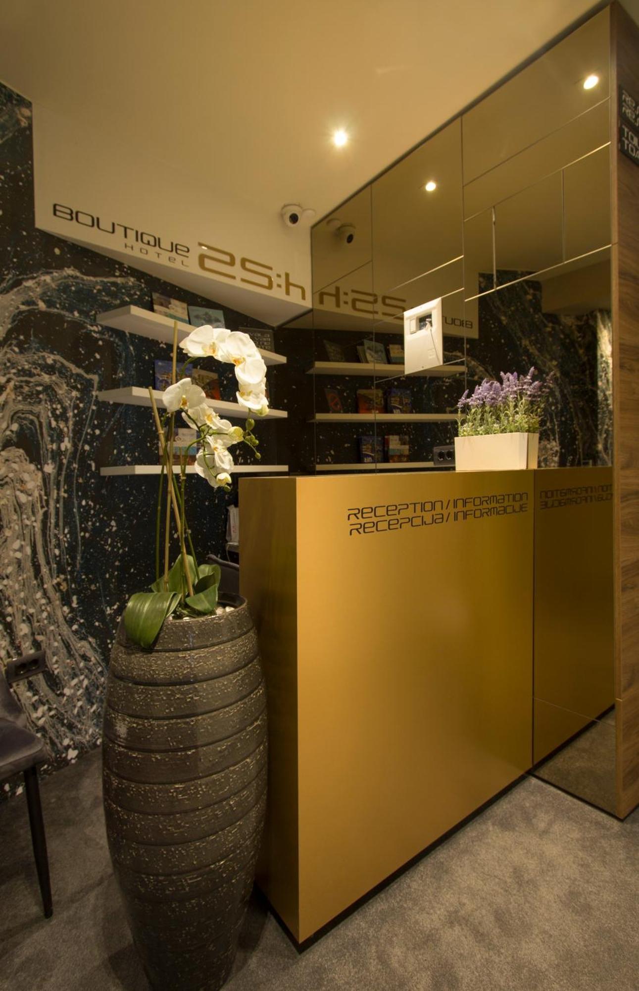 Boutique 25H By Eva Stay 018 Ni Exterior foto
